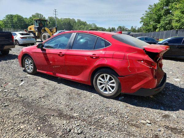 2025 TOYOTA CAMRY