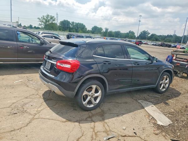 2019 MERCEDES-BENZ GLA