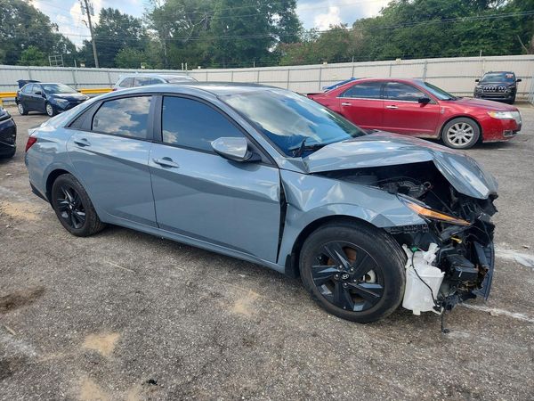 2022 HYUNDAI ELANTRA SEL — Passenger 3/4