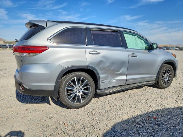 2018 TOYOTA HIGHLANDER SE/XLE