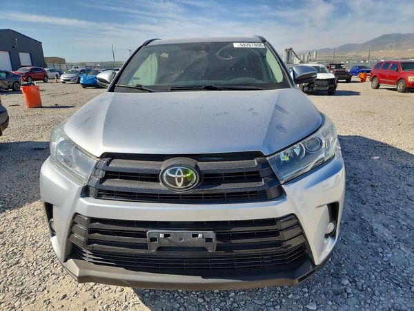 2018 TOYOTA HIGHLANDER SE/XLE