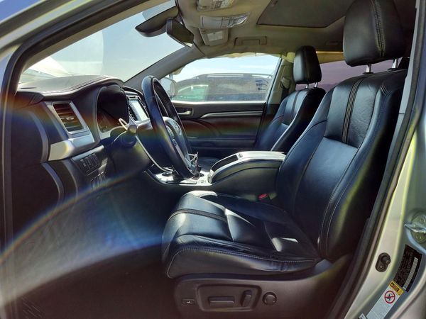 2018 TOYOTA HIGHLANDER SE/XLE