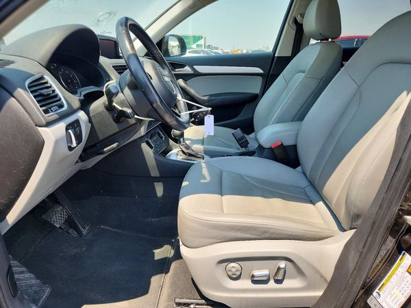 2017 AUDI Q3 Premium