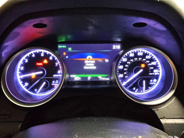 2022 TOYOTA CAMRY XLE
