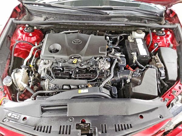 2022 TOYOTA CAMRY XLE