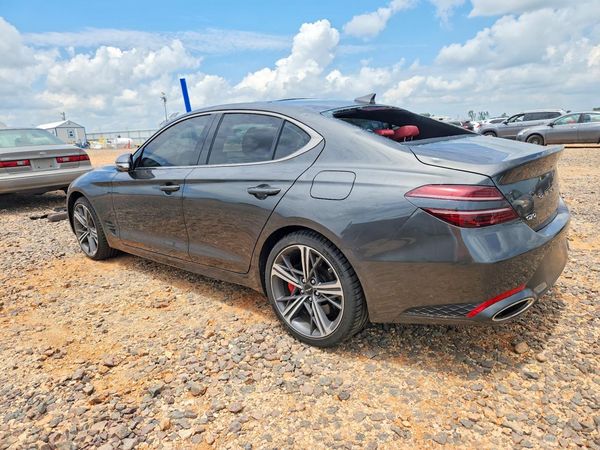 2025 GENESIS G70