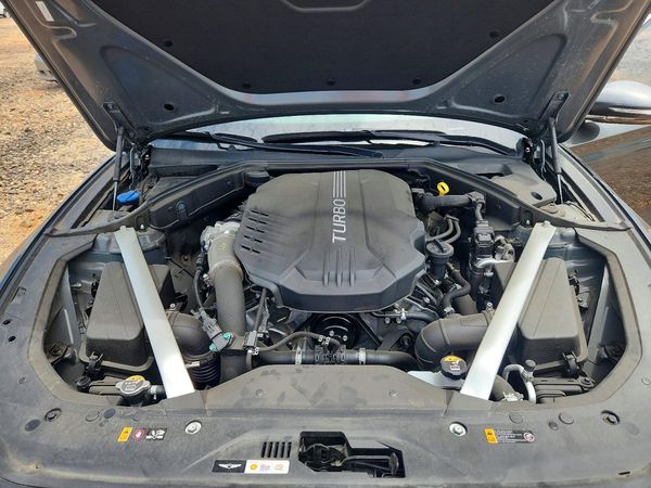 2025 GENESIS G70