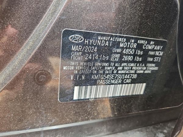 2025 GENESIS G70