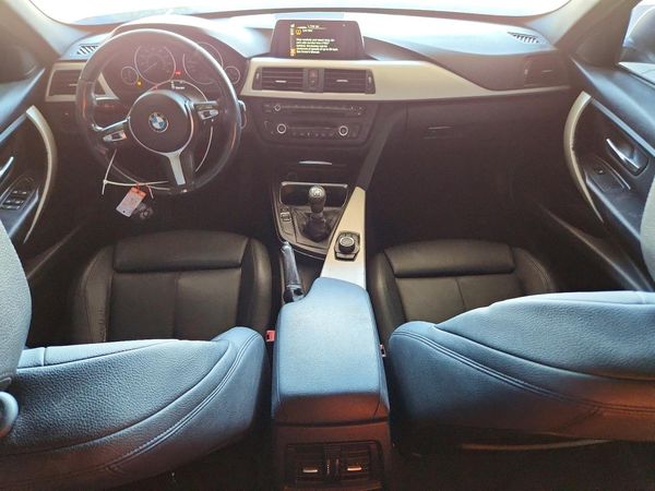2015 BMW 320