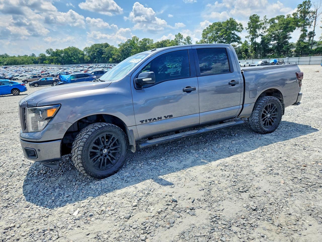 2019 NISSAN TITAN — Front 3/4