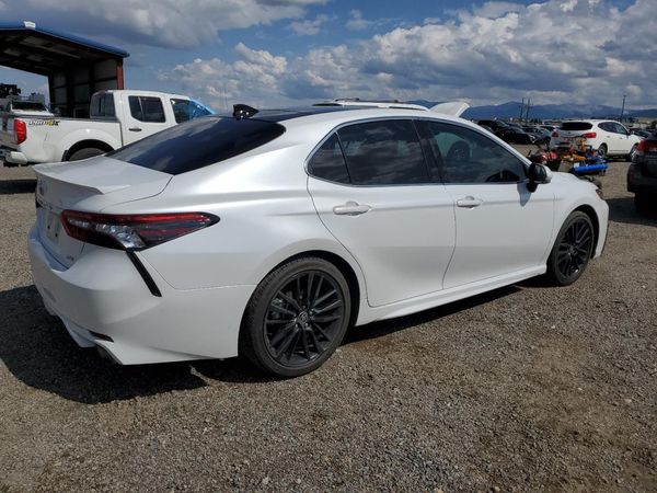 2021 TOYOTA CAMRY XSE