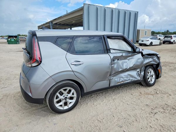 2025 KIA SOUL LX, S