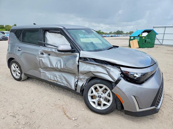 2025 KIA SOUL LX, S