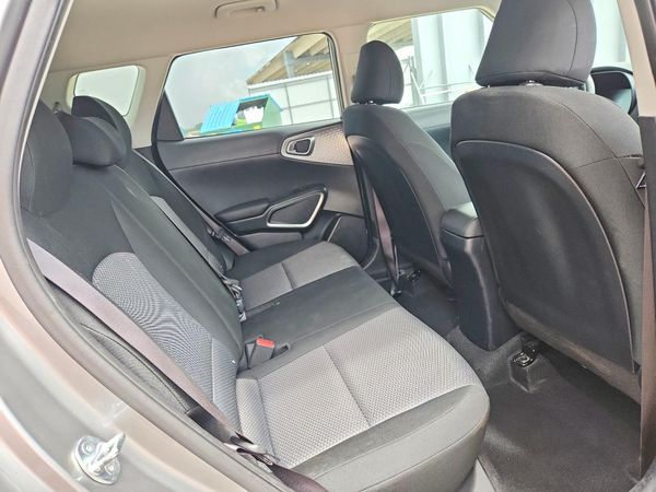 2025 KIA SOUL LX, S