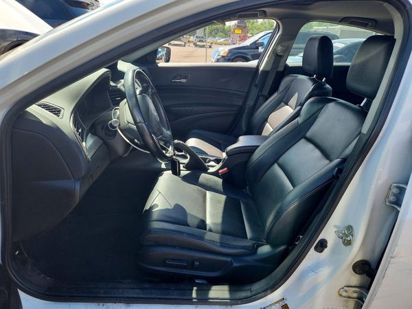 2016 ACURA ILX Base/Acura Watch Plus