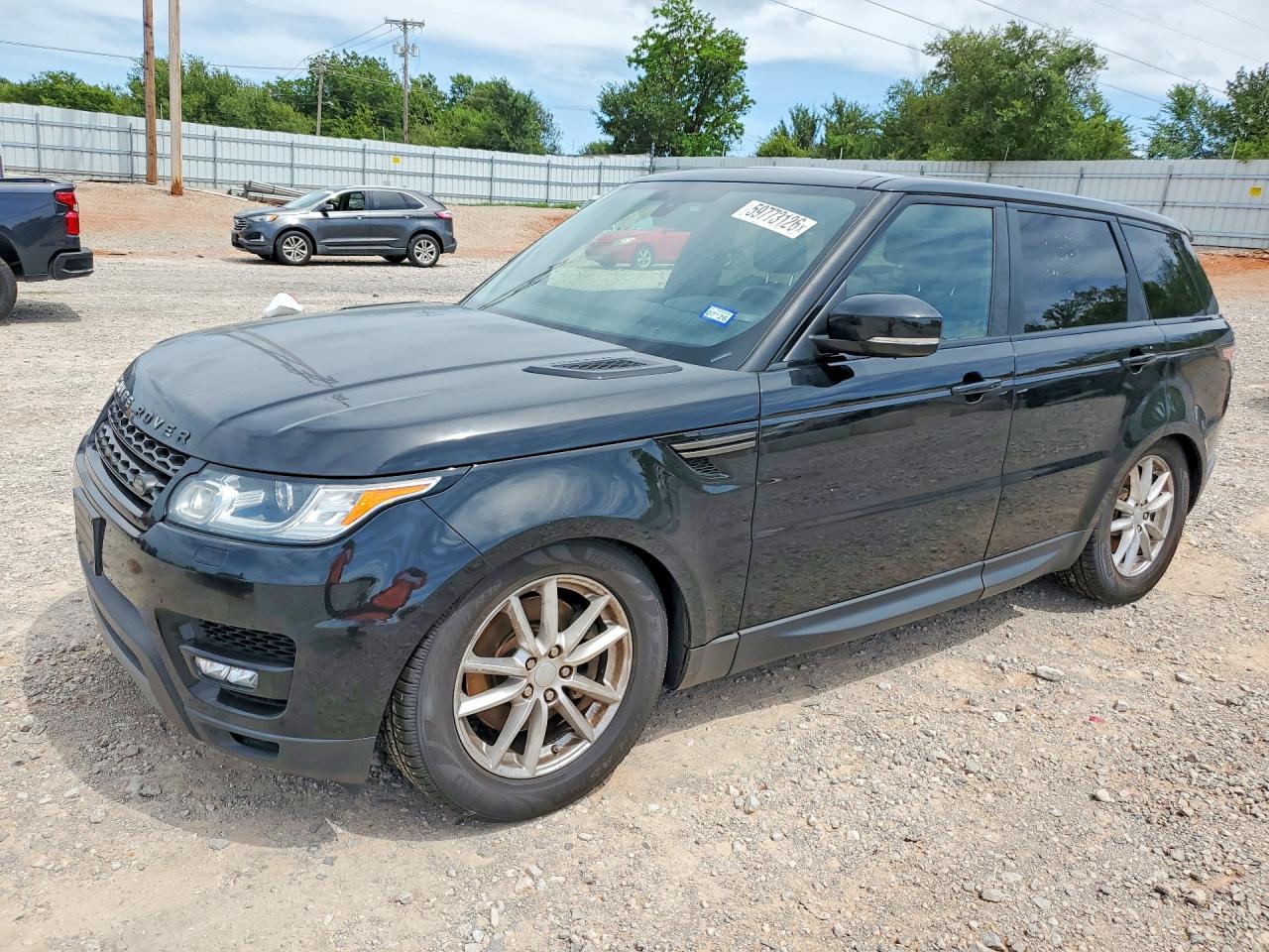 2016 LAND ROVER RANGEROVER SE — Front 3/4
