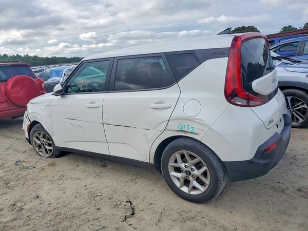 2022 KIA SOUL