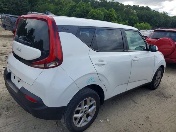 2022 KIA SOUL