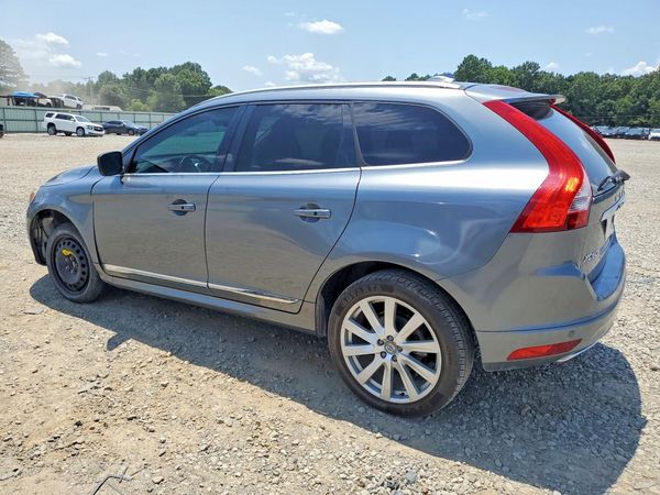 2017 VOLVO XC60