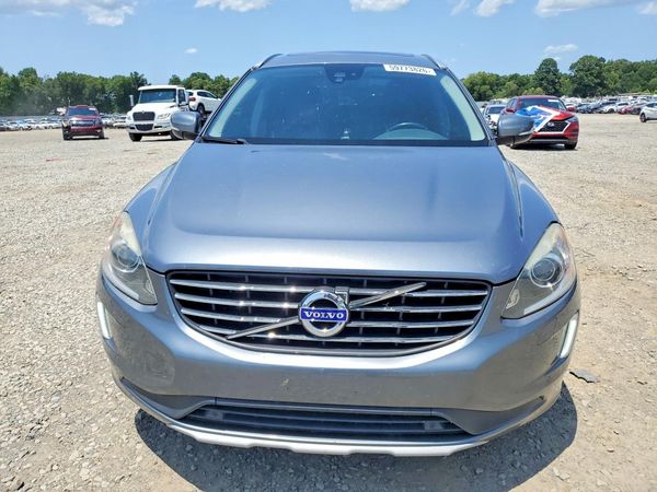2017 VOLVO XC60