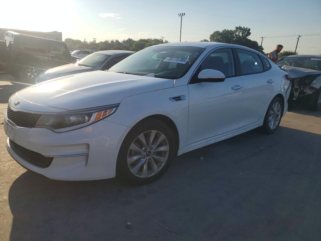 2018 KIA OPTIMA LX