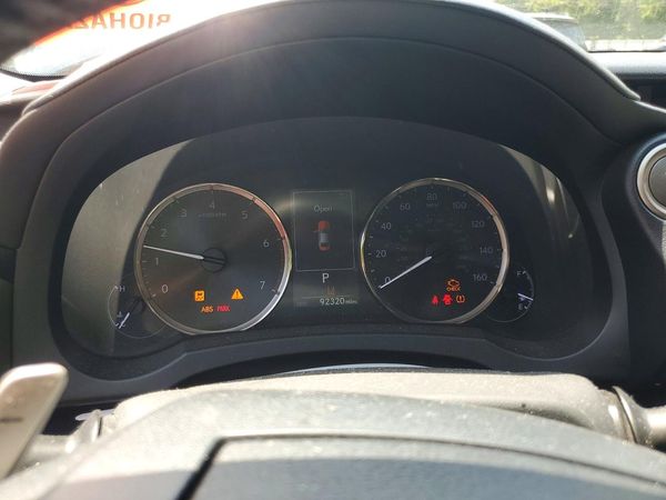 2017 LEXUS IS 200t