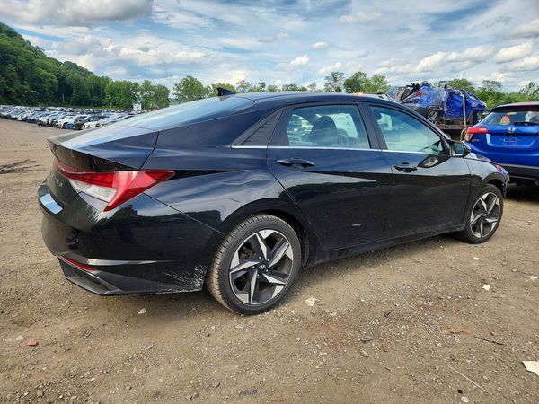2021 HYUNDAI ELANTRA