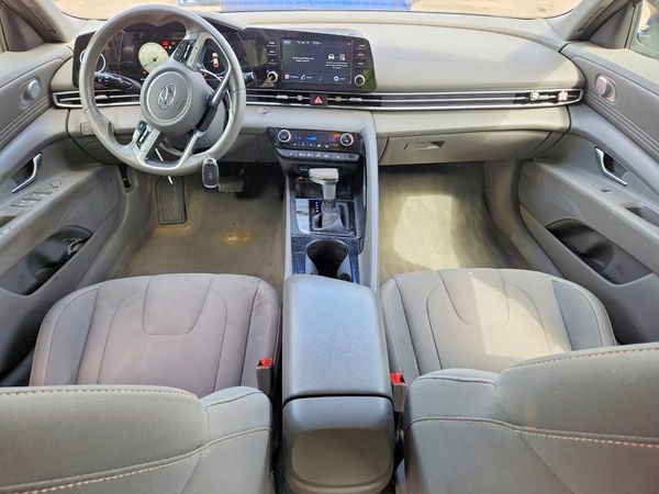2021 HYUNDAI ELANTRA