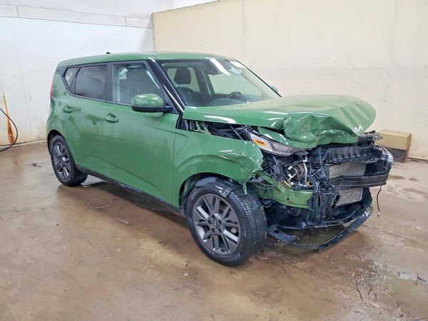 2022 KIA SOUL EX