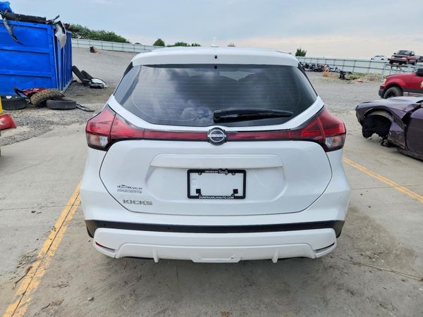 2024 NISSAN KICKS S