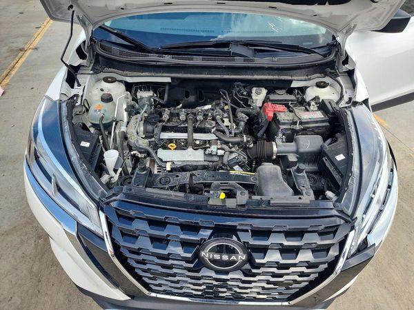 2024 NISSAN KICKS S