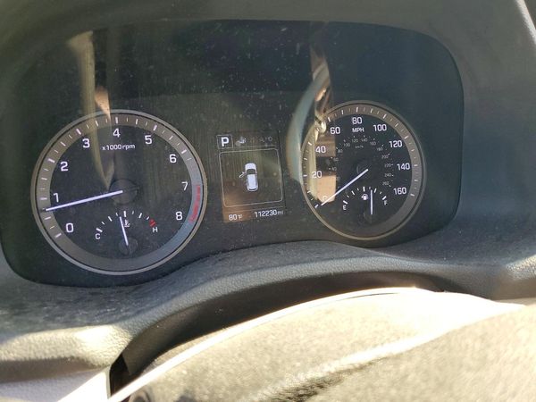 2017 HYUNDAI TUCSON SE (no options)