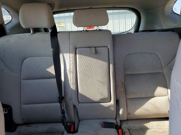 2017 HYUNDAI TUCSON SE (no options)