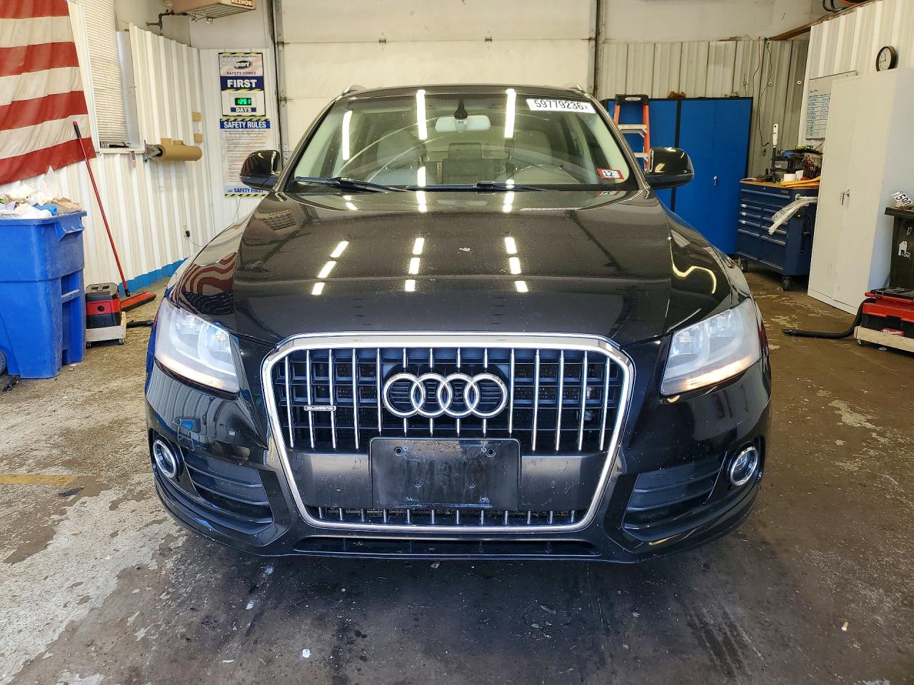 2013 AUDI Q5 Premium Hybrid