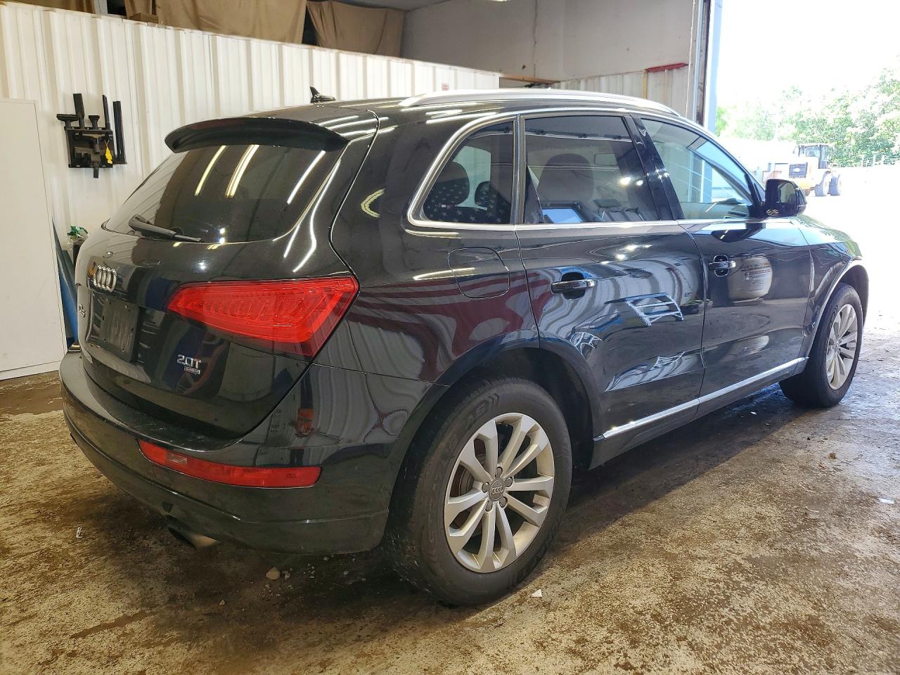 2013 AUDI Q5 Premium Hybrid