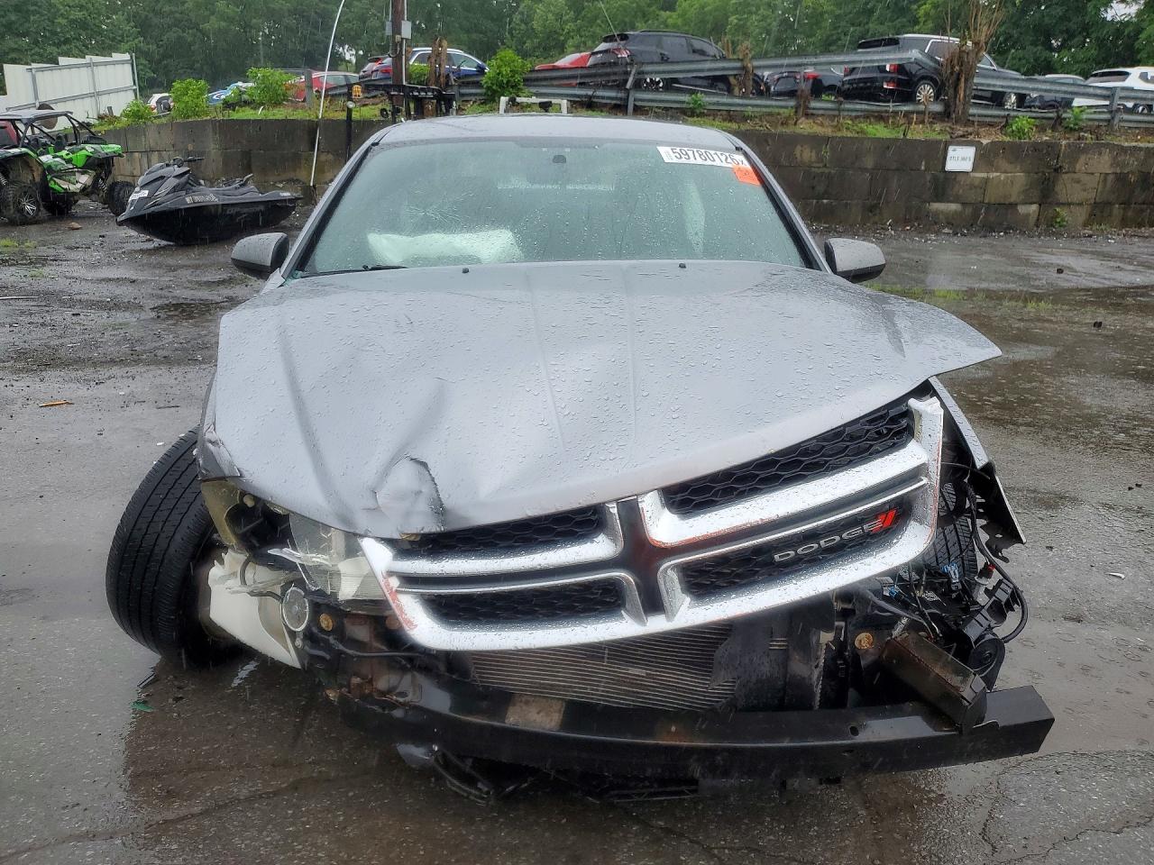 2013 DODGE AVENGER SE