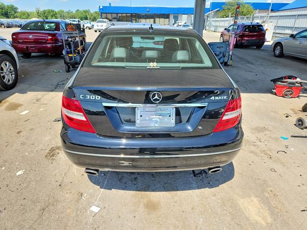 2013 MERCEDES-BENZ C C300