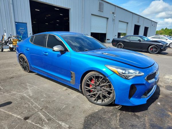 2018 KIA STINGER