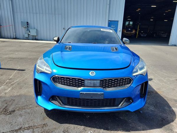 2018 KIA STINGER