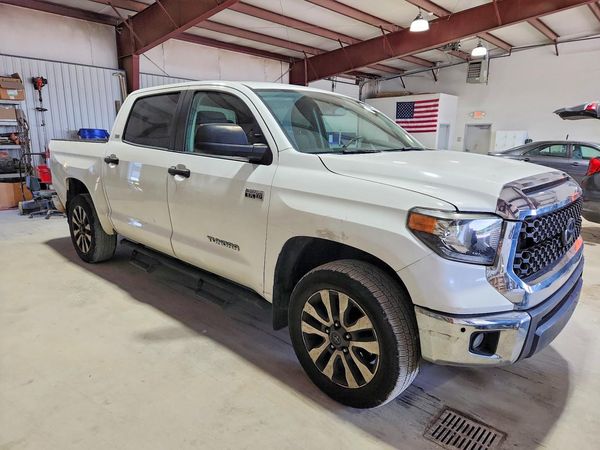 2021 TOYOTA TUNDRA SR5 grade