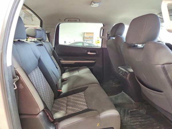 2021 TOYOTA TUNDRA SR5 grade