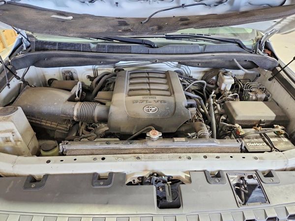 2021 TOYOTA TUNDRA SR5 grade