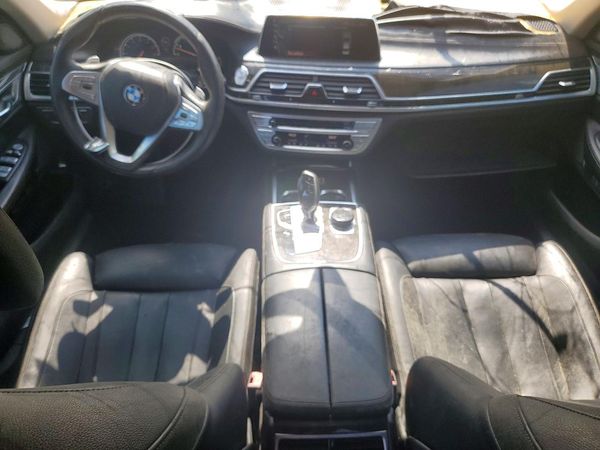 2017 BMW 740