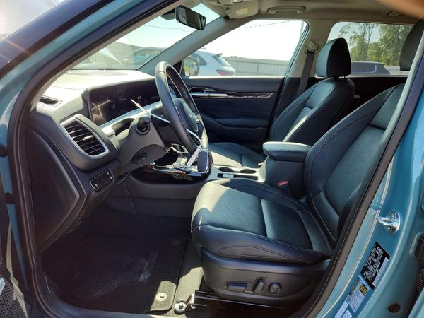 2025 KIA SELTOS SX