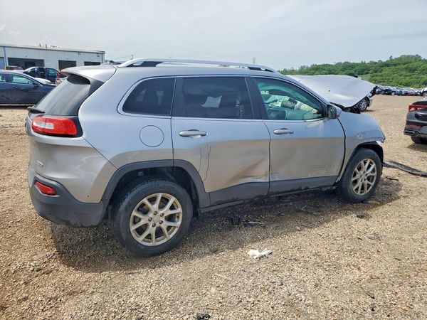 2017 JEEP CHEROKEE LATITUDE FWD
