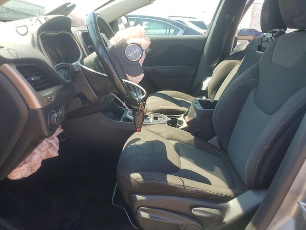 2017 JEEP CHEROKEE LATITUDE FWD