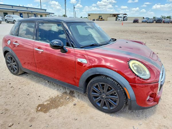 2016 MINI COOPER