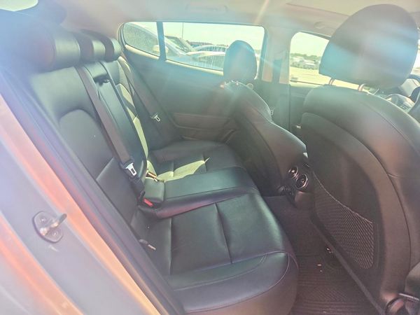 2018 KIA STINGER Premium