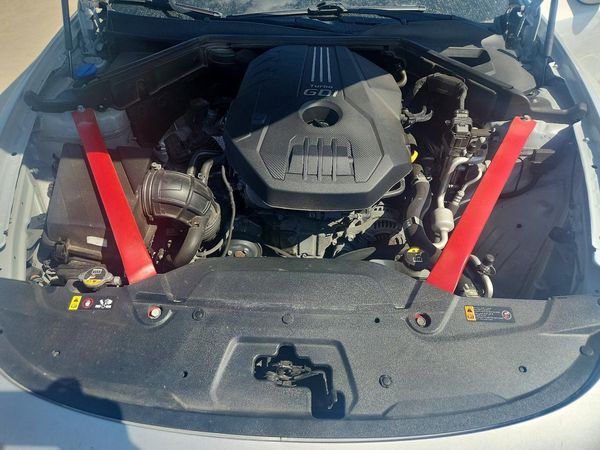 2018 KIA STINGER Premium