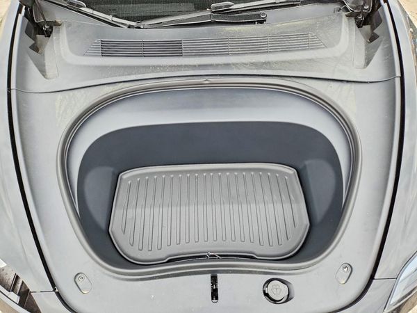 2026 TESLA MODEL 3